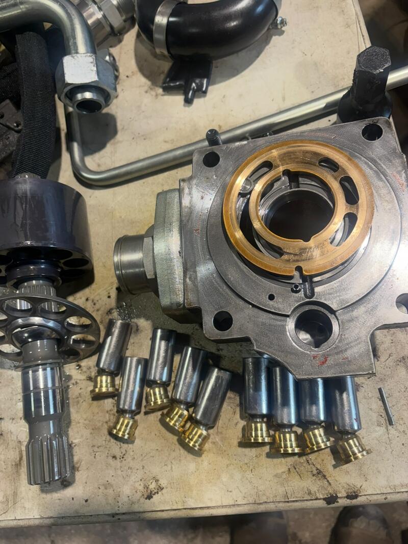 Hydraulic pump taken apart on a bench